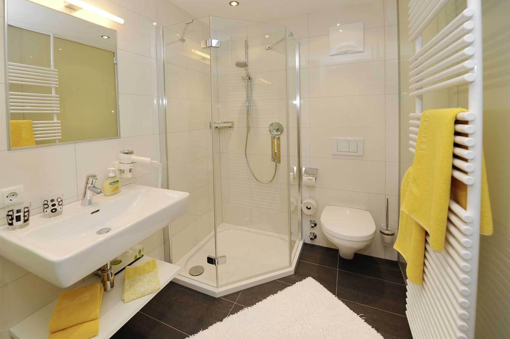 Valbella Bed & Breakfast Partenen Bagian luar foto